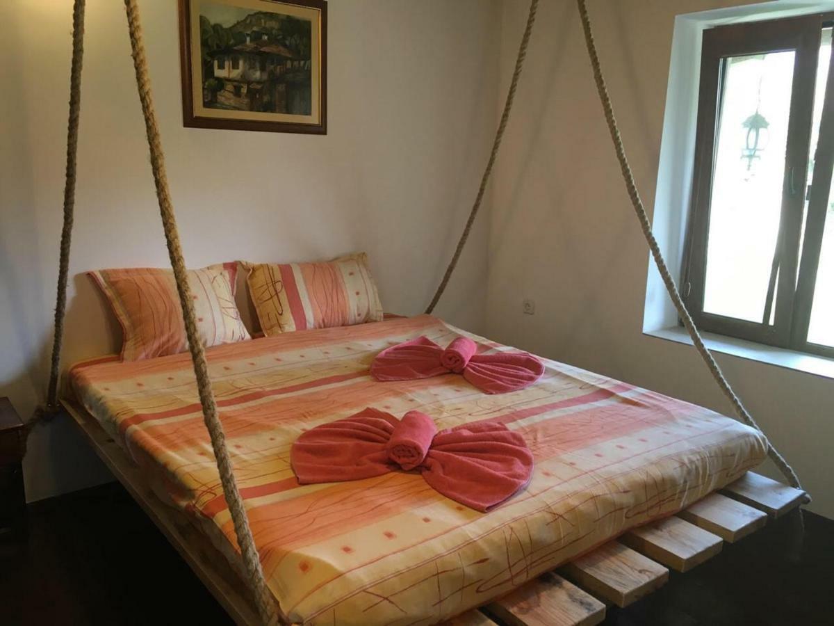 Krai Potoka Hotell Krushuna Eksteriør bilde